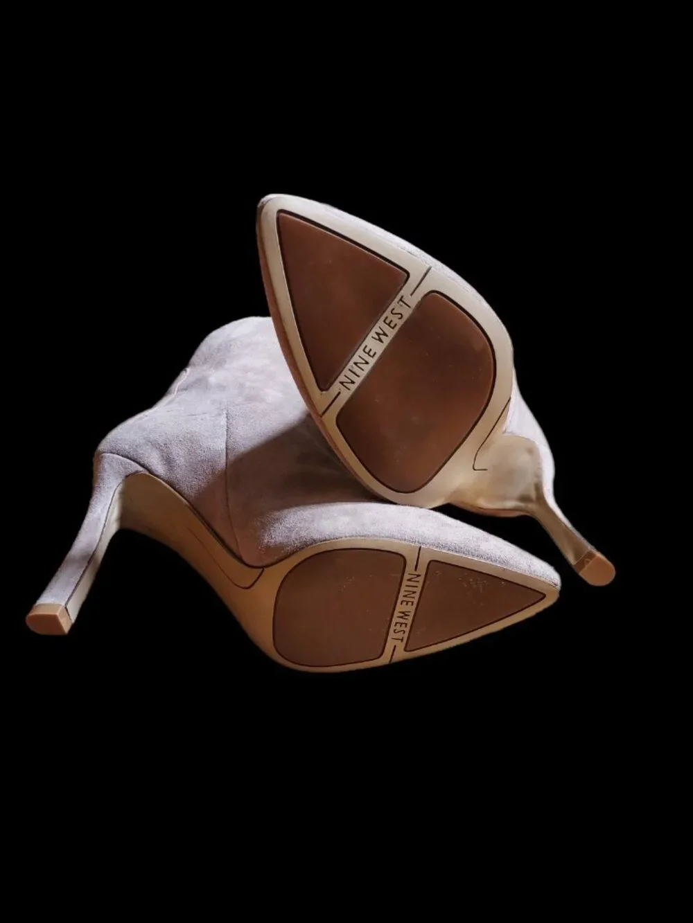 Boots Nine West Beige Suede Stiletto Size 7.5 Pull On 4 Inch Heels Never Worn - Picture 9 of 9